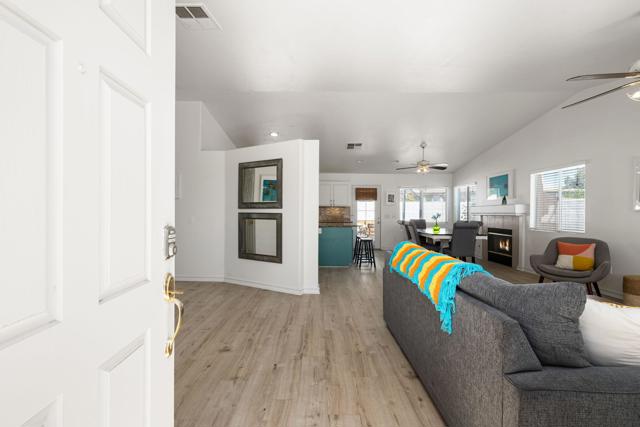 45405 Deerbrook Circle, La Quinta CA: https://media.crmls.org/mediaz/d40fc779-7229-48ef-8ee9-7412dcd74f19.jpg