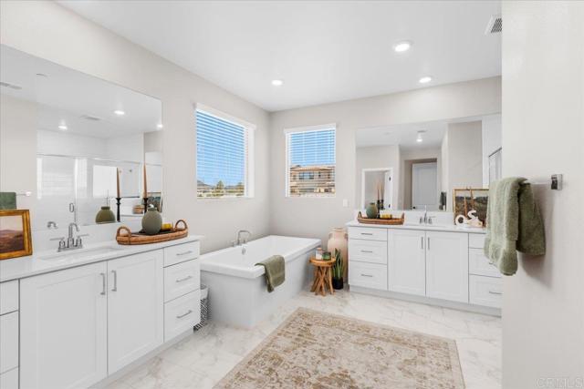 660 Westbrook Loop, San Marcos CA: https://media.crmls.org/mediaz/d410675a-6a1f-49b9-8f7d-cf232dfa36cc.jpg