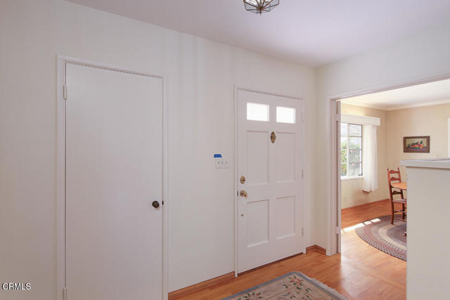 Detail Gallery Image 7 of 45 For 1331 El Mirador Dr, Pasadena,  CA 91103 - 2 Beds | 2 Baths