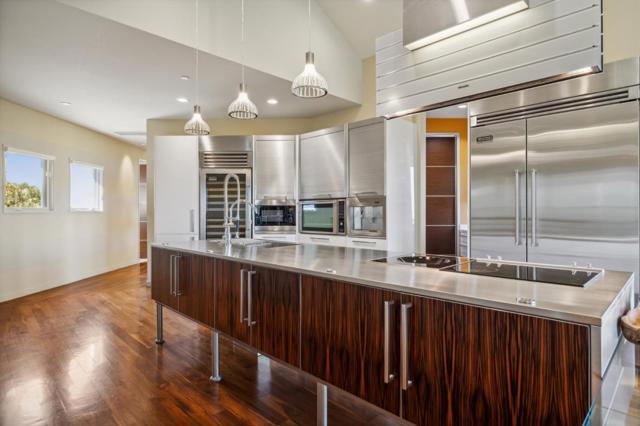 25 Oakhill Drive, Woodside CA: https://media.crmls.org/mediaz/d411e9a1-6d33-4976-850e-2544fd78f920.jpg