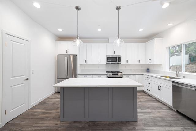 11977 Raceway, Lakeside CA: https://media.crmls.org/mediaz/d412402b-270e-42d2-9337-3b56223e9f42.jpg