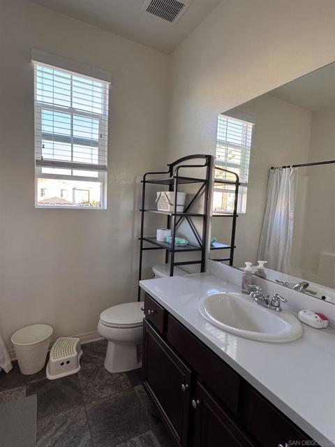 40380 Calle Real, Murrieta, California 92563, 2 Bedrooms Bedrooms, ,2 BathroomsBathrooms,Condominium,For Sale,Calle Real,250020114SD