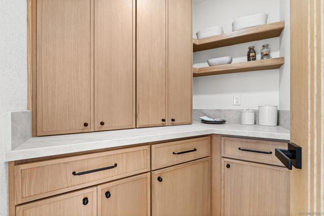 1170 Rancho Encinitas Dr, Encinitas CA: https://media.crmls.org/mediaz/d413620e-fd0f-4d09-a16a-66f22ac9f8a6.jpg