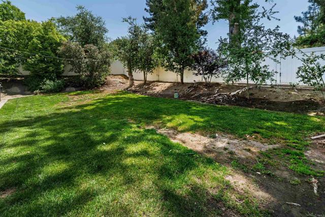 42059 Avenida Vista Ladera, Temecula CA: https://media.crmls.org/mediaz/d413b185-fce0-4b46-93ba-b46905347d23.jpg