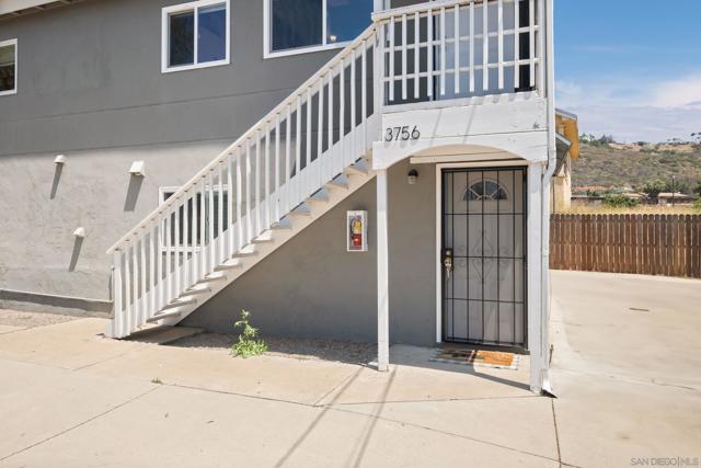 3754 56 Riviera Dr, La Mesa CA: https://media.crmls.org/mediaz/d41434c7-7b9a-4c77-a799-85e576408c2b.jpg