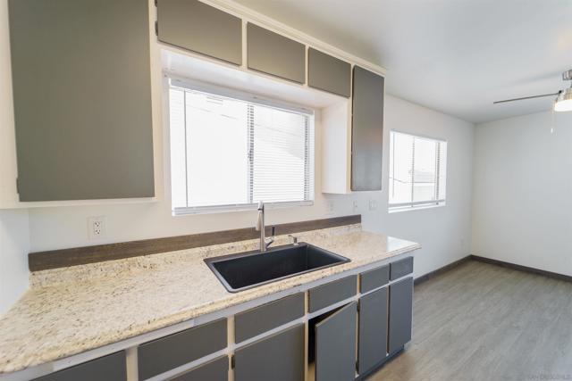 562 564 11Th St, Imperial Beach CA: https://media.crmls.org/mediaz/d4143512-9ff3-48ba-9a70-afa8ee9e20c9.jpg