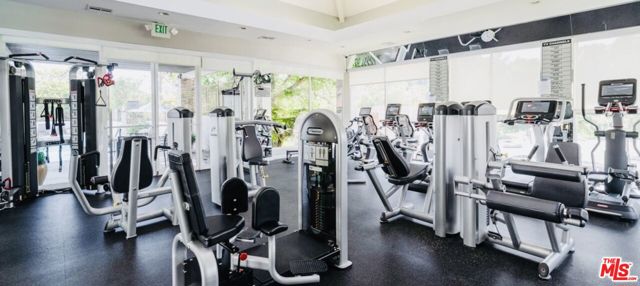 2801 Woodwardia Drive, Los Angeles CA: https://media.crmls.org/mediaz/d414c2e8-ac9f-4021-8214-a1dd590a0fb5.jpg