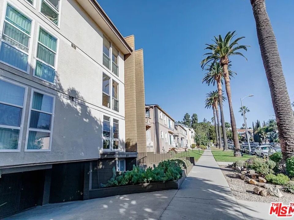 1833 N NORMANDIE Avenue #108