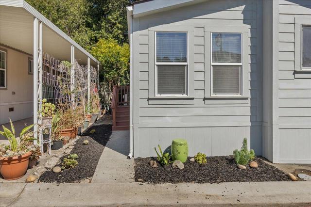 3060 Porter Street, Soquel CA: https://media.crmls.org/mediaz/d41700fb-01a0-4d04-9144-dbfae9bda56c.jpg