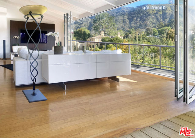 3162 Durand Drive, Los Angeles CA: https://media.crmls.org/mediaz/d417ed52-5fb0-4776-8d38-ea86466ae0fd.jpg