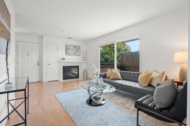 25163 Copa Del Oro Drive, Hayward CA: https://media.crmls.org/mediaz/d417f26c-7c4d-457f-a84d-6902b1d0e0be.jpg