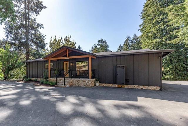 17951 Mountain Charlie Road, Los Gatos CA: https://media.crmls.org/mediaz/d418c61d-4a27-46eb-b8d5-57426cf39650.jpg