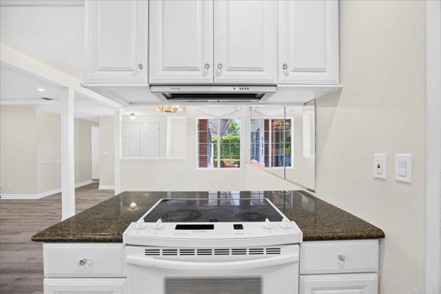 183 Sandberg Street photo 14