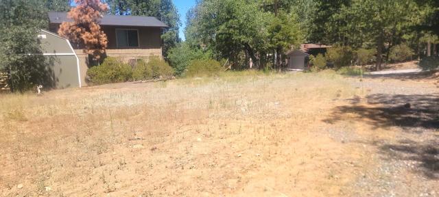 774 St Moritz Drive, Big Bear CA: https://media.crmls.org/mediaz/d41abe51-5fd5-4e57-a952-dbbde7c753b5.jpg