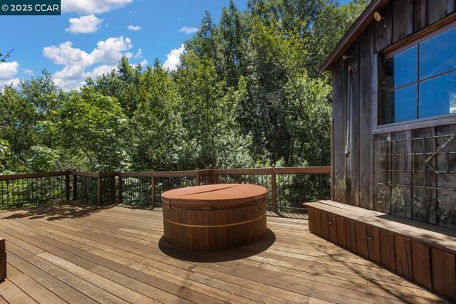 37 La Madronal, Orinda CA: https://media.crmls.org/mediaz/d41b0733-8ad0-47c9-9809-37fb9bab95e2.jpg
