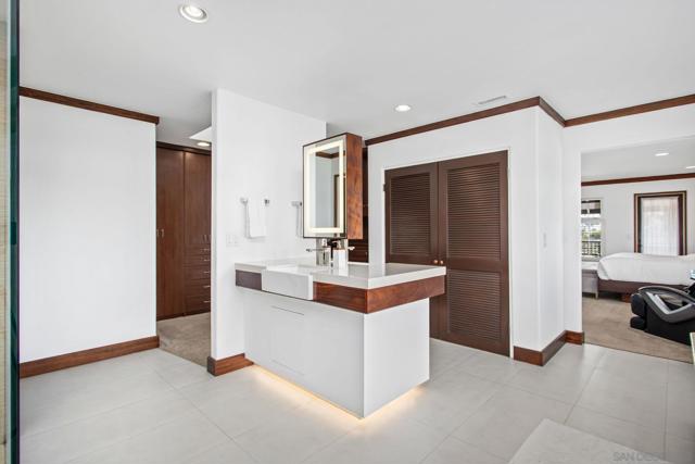 1728 W Lewis St, San Diego CA: https://media.crmls.org/mediaz/d41b7788-e89d-4cdb-8ba8-e5da422497de.jpg