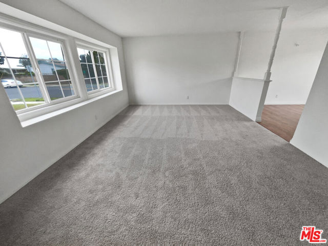 1323 Chapel Drive photo 8