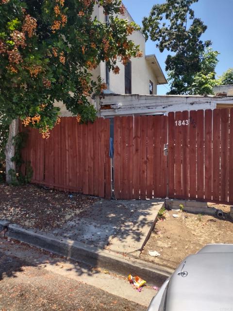 1843 E 16Th Street, National City CA: https://media.crmls.org/mediaz/d41c7dd0-a441-49b8-84d1-f3eb6ba57ae0.jpg