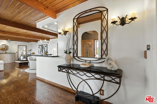 4134 W 60th Street, Los Angeles CA: https://media.crmls.org/mediaz/d41d530b-0e05-4531-ac23-ce4805640b8e.jpg