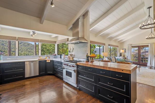 15315 Kennedy Road, Los Gatos CA: https://media.crmls.org/mediaz/d41e2b0f-351d-46d6-b2c8-21143ea3c0b7.jpg