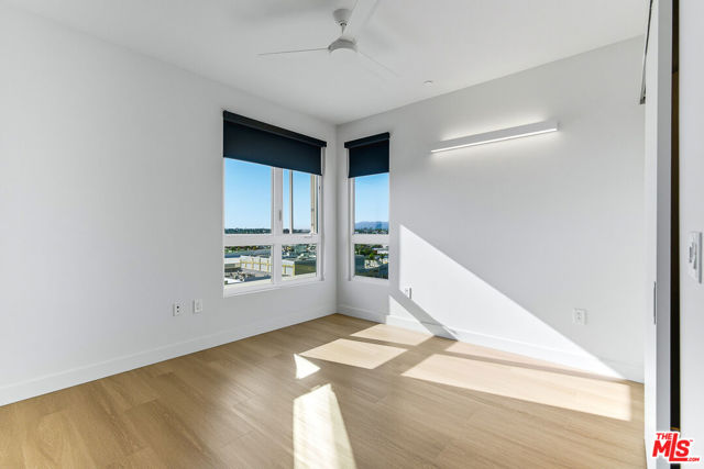 10601 Washington Boulevard, Culver City CA: https://media.crmls.org/mediaz/d41e93d4-30a1-43df-8c76-c517e4bb7313.jpg