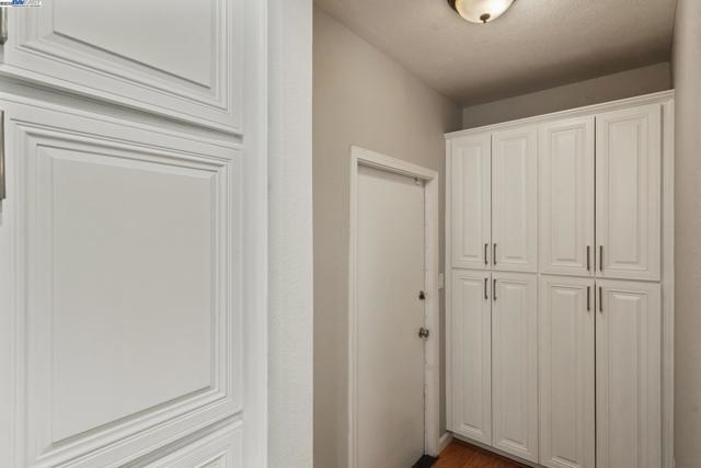 2682 Pickfair Ln, Livermore CA: https://media.crmls.org/mediaz/d41e9ce6-3db5-46ec-8cc8-3593334e7a23.jpg