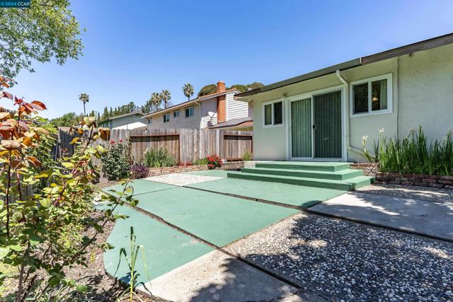 3500 Savage Ave, Pinole, California 94564, 3 Bedrooms Bedrooms, ,2 BathroomsBathrooms,Single Family Residence,For Sale,Savage Ave,41058084