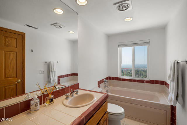 Detail Gallery Image 59 of 70 For 2954 Zane Grey Ter, Altadena,  CA 91001 - 5 Beds | 5/1 Baths