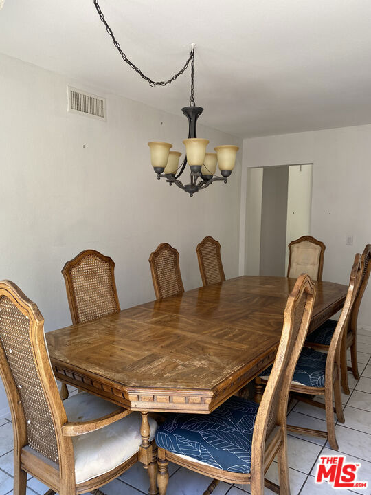 2252 Northpark Street, Thousand Oaks CA: https://media.crmls.org/mediaz/d41fcac7-12e7-4893-b0e0-c93f57483427.jpg