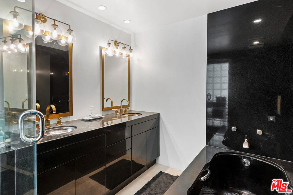 MLS #26638167 image #35