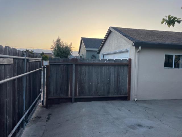 720 Amador Avenue, Seaside CA: https://media.crmls.org/mediaz/d42112ec-d2e3-4f86-8a3c-f882f578bbcb.jpg