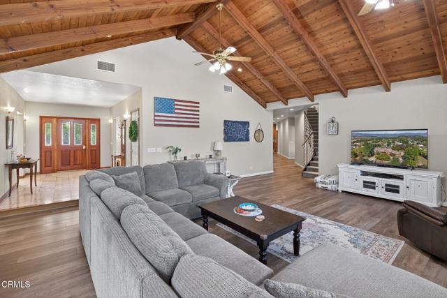 Detail Gallery Image 11 of 73 For 1125 Spring St, Oak View,  CA 93022 - 4 Beds | 4 Baths