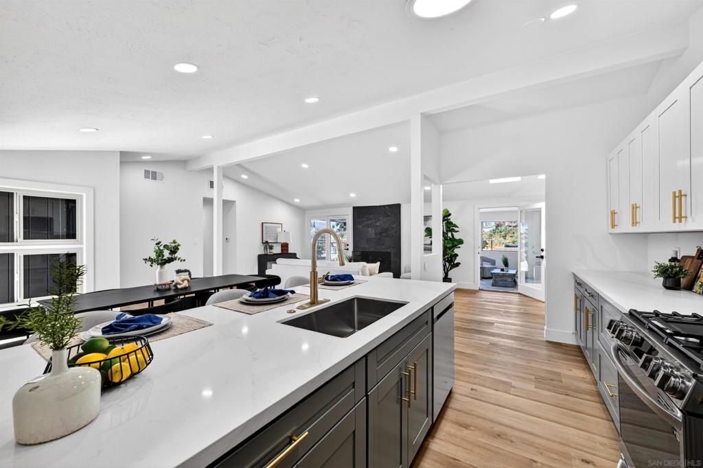 2546 Marathon Dr - photo 10