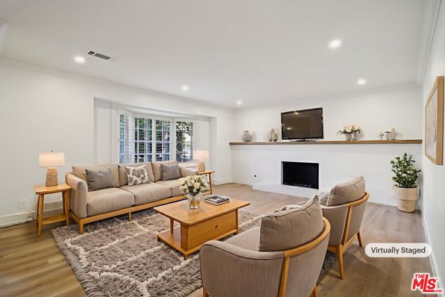 23681 Cavanaugh Road, Lake Forest CA: https://media.crmls.org/mediaz/d42440c8-0ebb-4dc3-baf3-e18275d84338.jpg