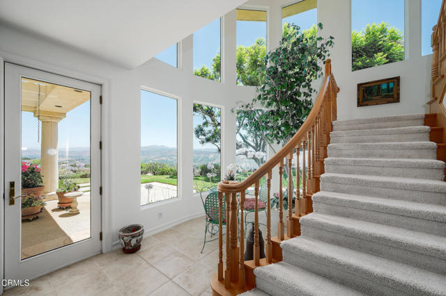 11848 Presilla Road, Camarillo CA: https://media.crmls.org/mediaz/d42456d8-2c86-4d33-bc3c-cb8cc70082ac.jpg