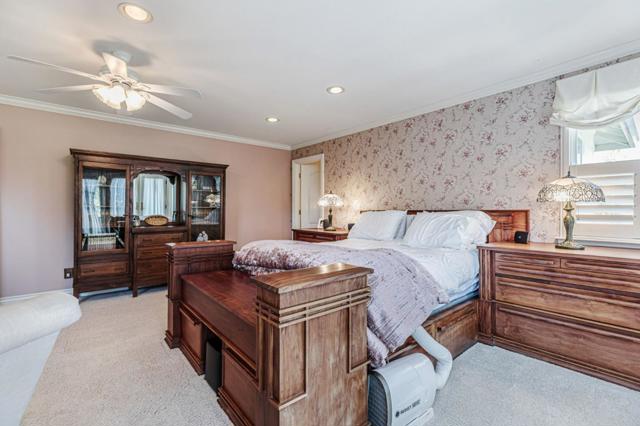 290 Bonnie Lane, Hollister CA: https://media.crmls.org/mediaz/d4255e33-5838-4137-9292-3c4026178132.jpg