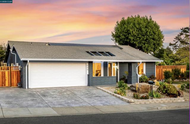 1400 Granada St, Vallejo CA: https://media.crmls.org/mediaz/d4272792-29b8-4869-b794-aa0b94a88bc3.jpg