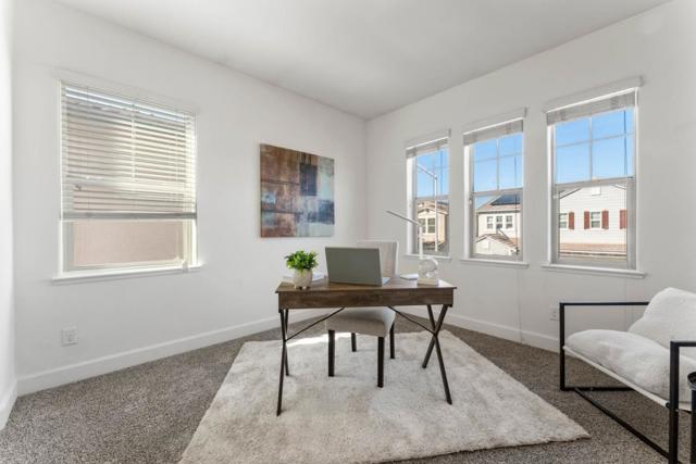 714 Sullivan Way, Gilroy CA: https://media.crmls.org/mediaz/d427bc95-b895-4078-840a-ea8fd8d9319a.jpg