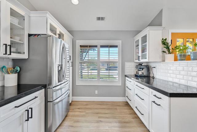 2399 Paradise Drive, Hollister CA: https://media.crmls.org/mediaz/d42b81e4-1d23-49b7-aa78-da3d747cacea.jpg
