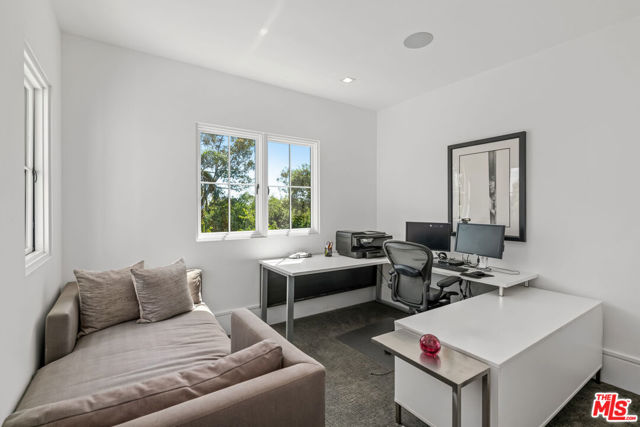 Drew Fenton | 10472 Revuelta Way Los Angeles CA | MLS: 7135109