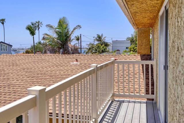3559 Buena Vista St, San Diego CA: https://media.crmls.org/mediaz/d42ce634-44fa-43b6-98d9-71169a3831df.jpg