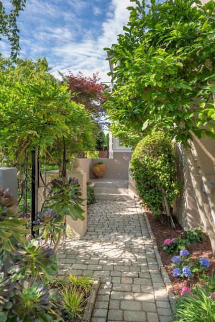 Image 8 of 64 For 1120 Palm Avenue