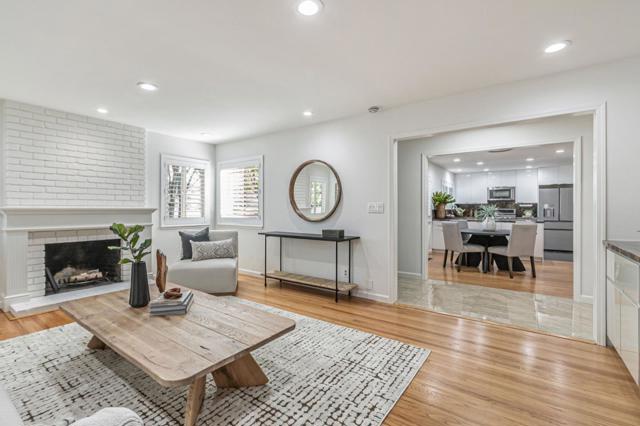 1992 Montemar Way, San Jose CA: https://media.crmls.org/mediaz/d42d16a7-da96-4429-a5db-24f8b97785cc.jpg