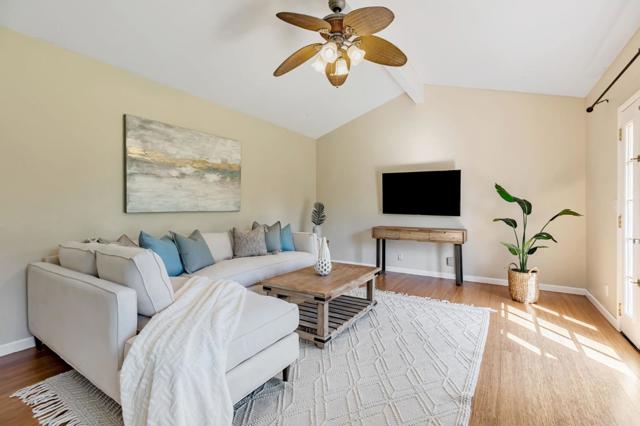 10495 Garcia Lane, Gilroy CA: https://media.crmls.org/mediaz/d42d1d21-dd4f-450a-ba5f-48ab4fd428a8.jpg