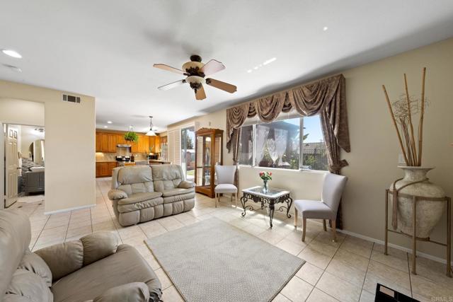 1396 Carneros Valley Street, Chula Vista CA: https://media.crmls.org/mediaz/d42dc0fb-ae65-44a8-8065-7643bdc4de7f.jpg