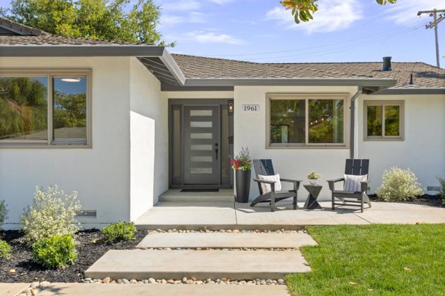1961 Fordham Way, Mountain View CA: https://media.crmls.org/mediaz/d42e40ba-beee-4755-a64e-323d90687fee.jpg