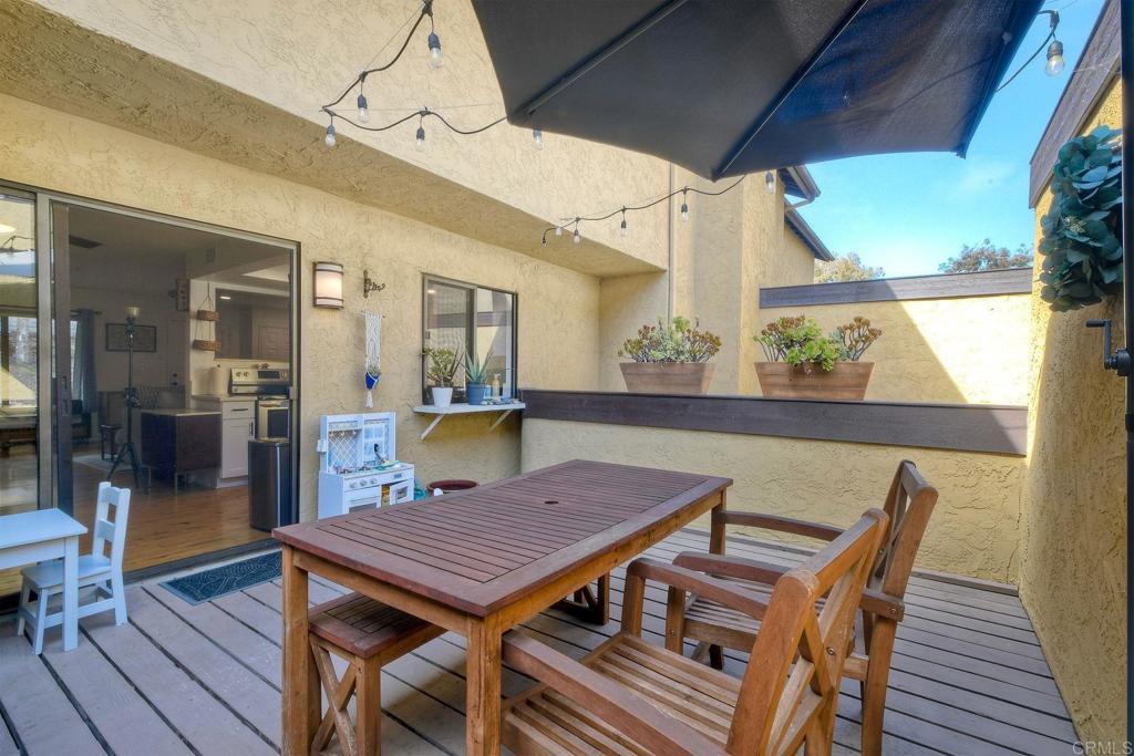 1680 N Coast Highway 101 27