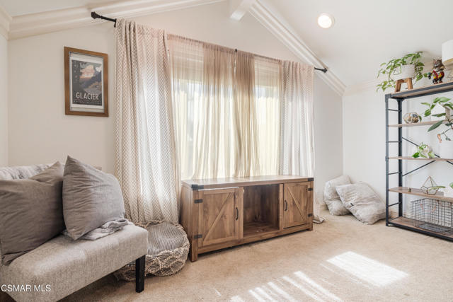 3578 Claridge Court, Simi Valley CA: https://media.crmls.org/mediaz/d430b891-a3cd-4dfb-b508-8ebb31efc3ec.jpg