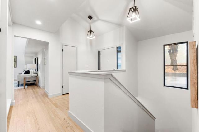 18319 Las Cumbres Road, Los Gatos CA: https://media.crmls.org/mediaz/d431c331-f171-4876-8ff1-edf785d3a31d.jpg