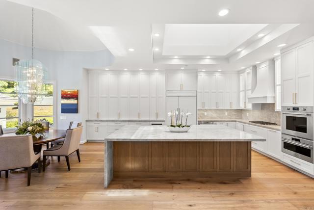 17124 Circa Oriente, Rancho Santa Fe CA: https://media.crmls.org/mediaz/d431c74d-42c6-449b-8bbe-bc9bb4edefe2.jpg